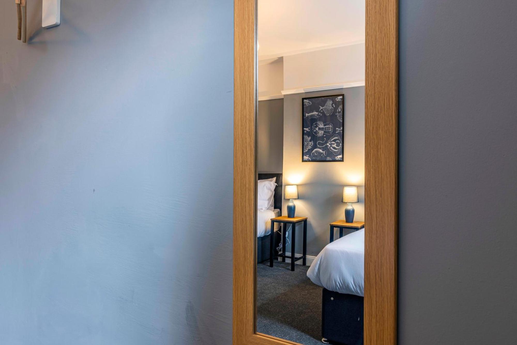 Lovely 4Bdr Home- Off Street Parking Sleeps 7 Nottingham Exterior foto